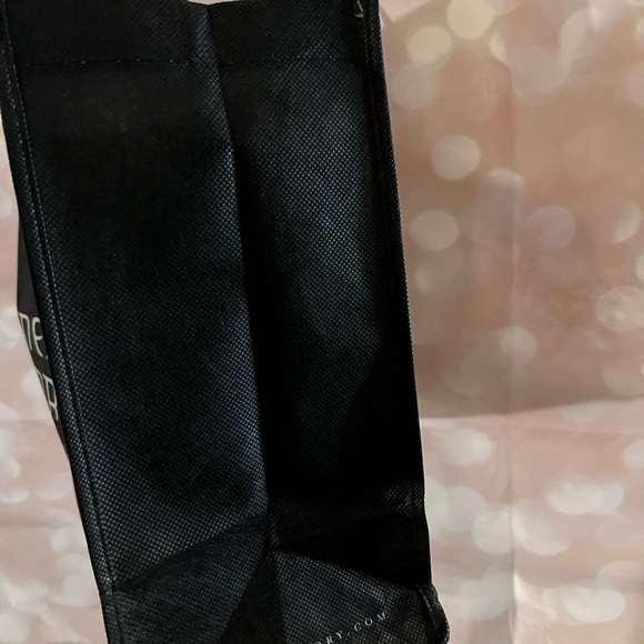 Chinese Laundry Black Tote Bag - Picture 3 of 3